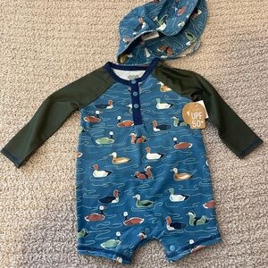 Mud Pie Boys Baby Rashguard One Piece Swimsuit and Hat Set Ducks 9-12 Months NWT